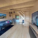 Vip Celebrity House Przy Suntago, Grabska Osada Mszczonow