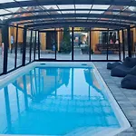 Vip Celebrity House Przy Suntago, Grabska Osada Tatil Evi