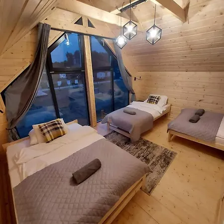 Vip Celebrity House Przy Suntago, Grabska Osada Ferienhaus