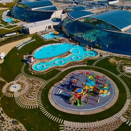 Nyaraló Vip Celebrity House Przy Suntago, Grabska Osada *