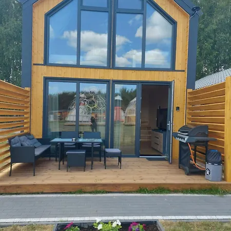 Vip Celebrity House Przy Suntago, Grabska Osada Ferienhaus
