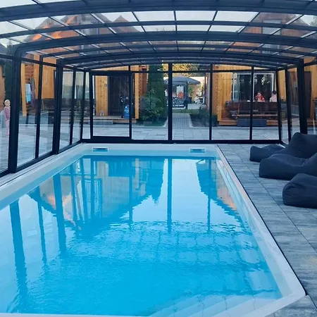 Vip Celebrity House Przy Suntago, Grabska Osada Dom wakacyjny